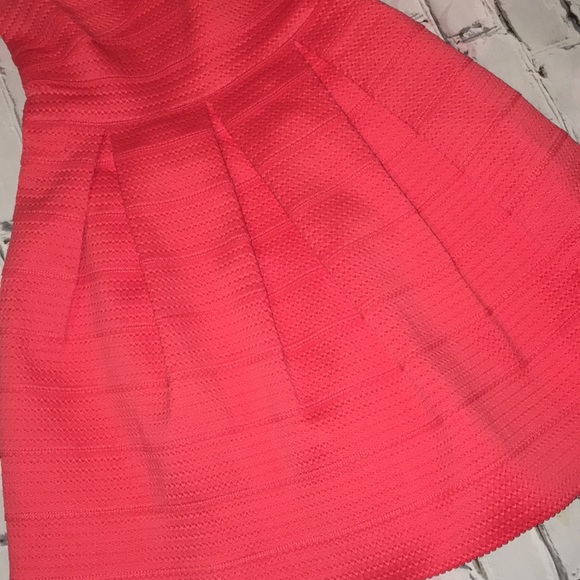 Express Strapless Fit and Flare Bandage Dress - Picture 5 of 5